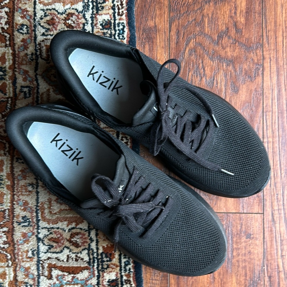 Kizik Athens Blackout Size 10M/11.5W